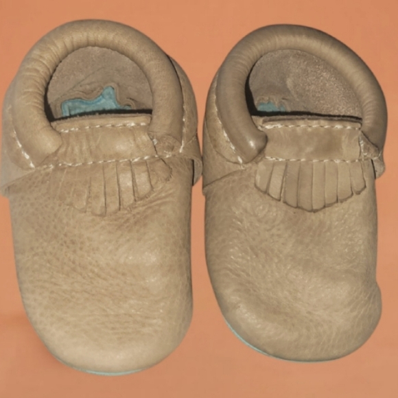 Freshly Picked Other - FRESHLY PICKED TOAST CITY LEATHER MOCCASINS WITH ROBINS EGG BOTTOMS UNISEX SZ. 4